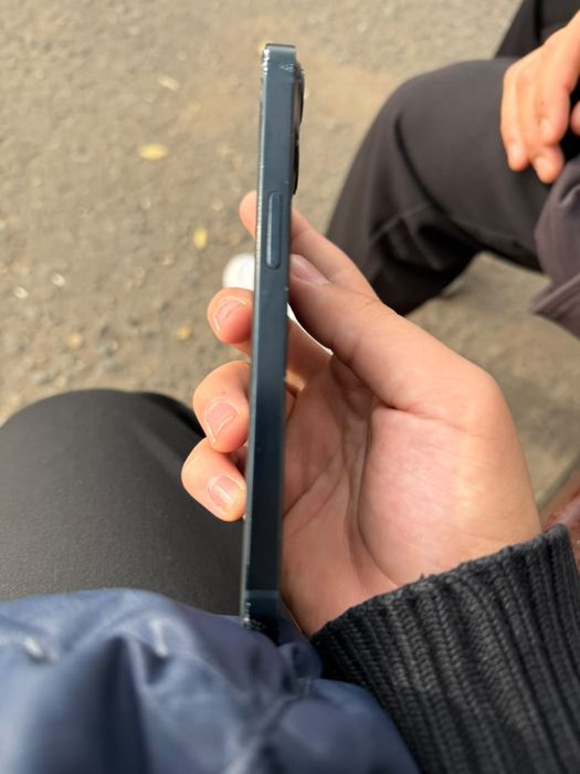 iPhone 13 80%.