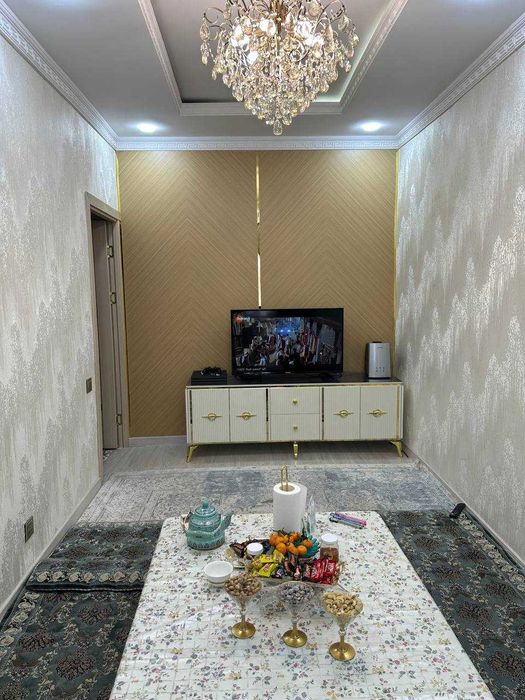 Sebzor 4 xonali kvartira  Hamma narsa qoladi