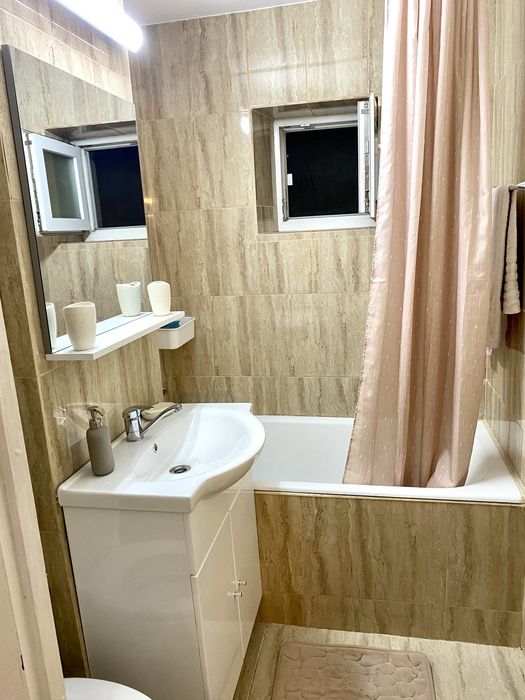 Inchiriere apartament 3 camere