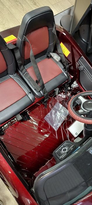 Продам детскую машину