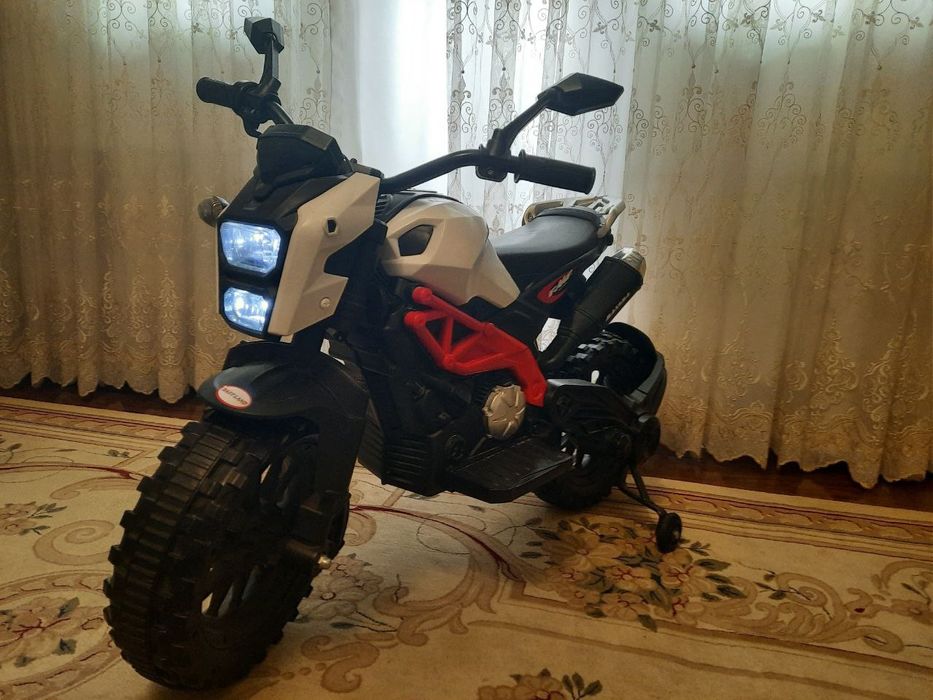 Почти новый детский электро мотоцикл