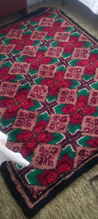 Китеник килим тип губер, равеник