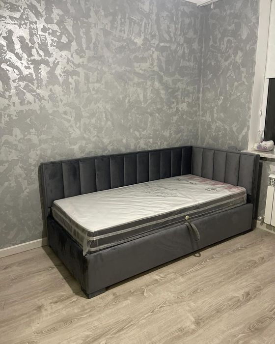 Детская угловая кровать с подъёмным механизмом