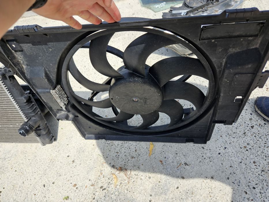 Ventilator BMW F30/F20 F31/F21 2.0 184CP cu releu complet