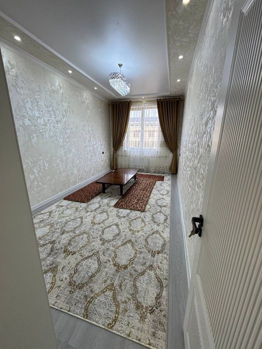 6-mik tomonda 2 xonali uy sotiladi