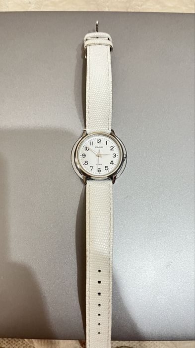 Часы casio белые женские