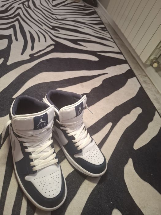 Jordan one dark blue