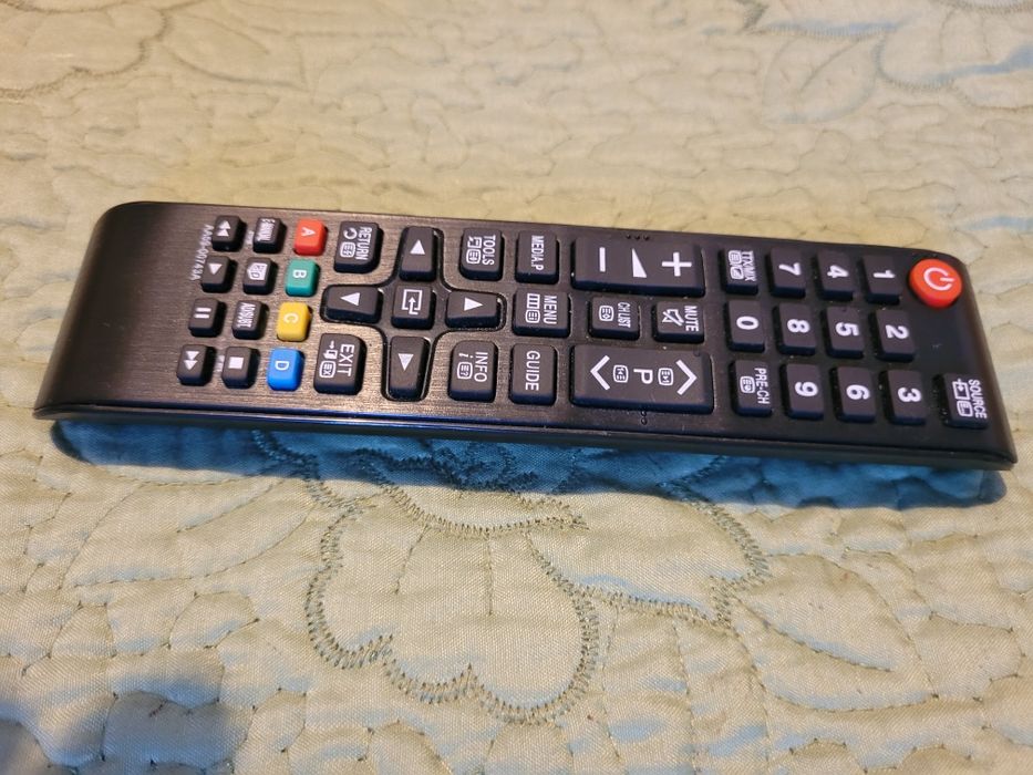 Televizor LCD SAMSUNG 66cm HD , model LE26A330J1 stare perfecta