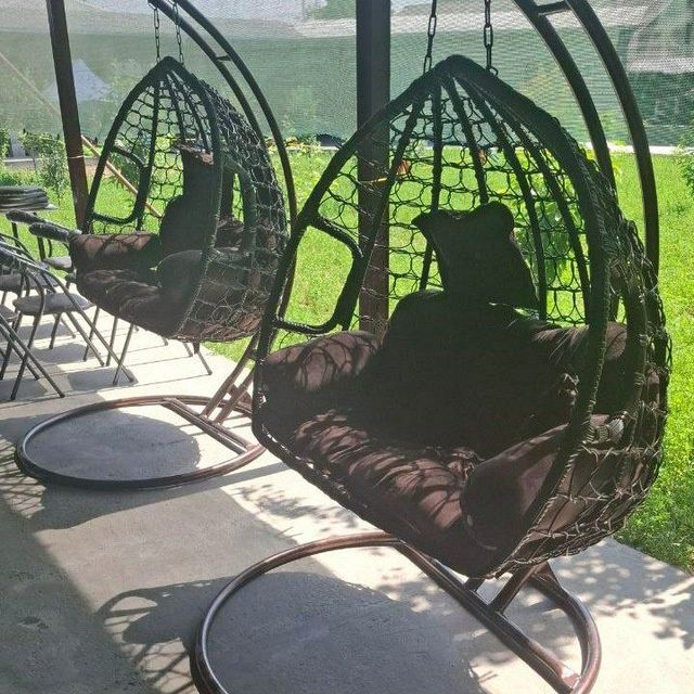 Стол стуллар сотилади