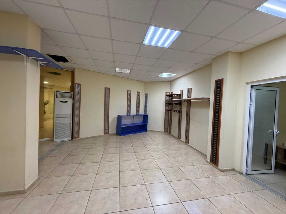 Дава се под наем Магазин в Велико Търново, Център - 120 кв.м за 357 € - Снимка #4