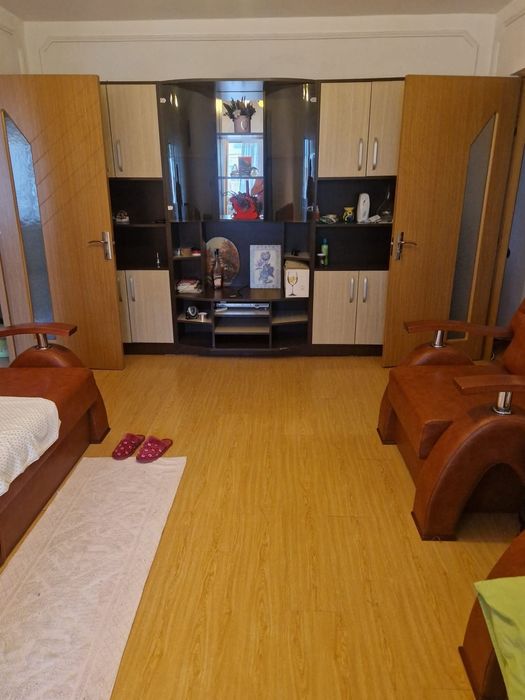 Apartament cu 2 camere de vânzare