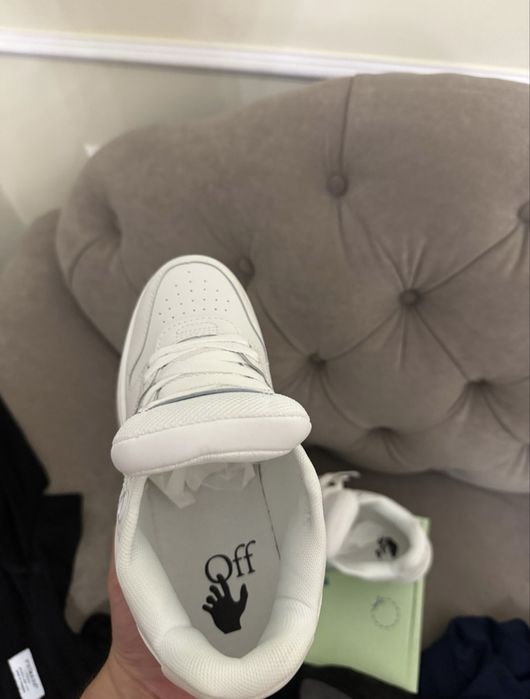 Off White Out of Office PREMIUM