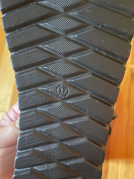 Обувки от естествена кожа с камъни