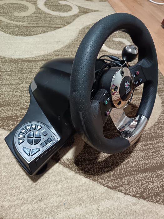 Volan gaming Myria cu pedale compatibil PC-PS