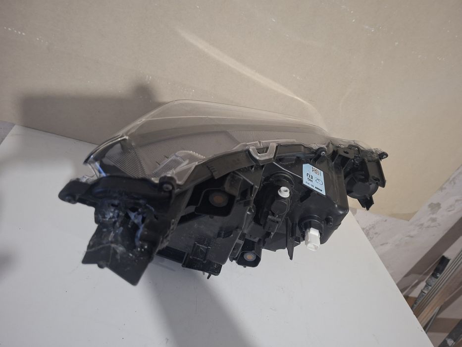 Ляв фар Toyota Yaris Cross 81150-0DP52