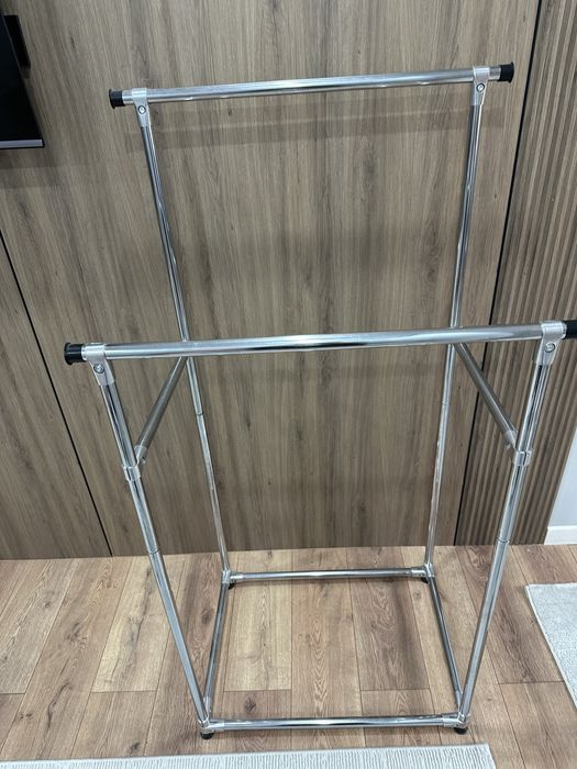 Вешалка напольная металическая