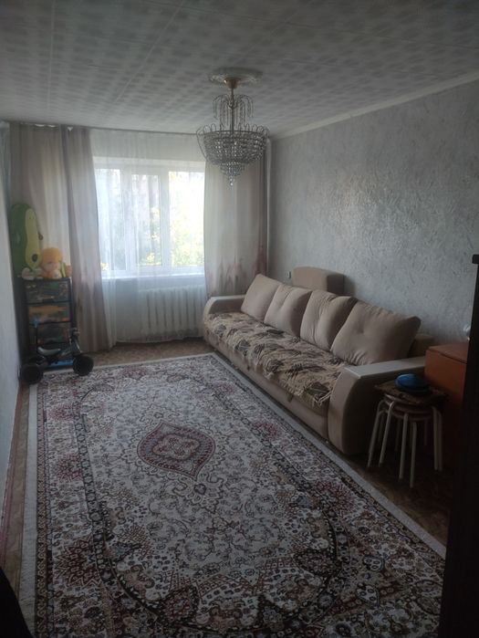 Продам квартиру за 16 микрорайон дом 9