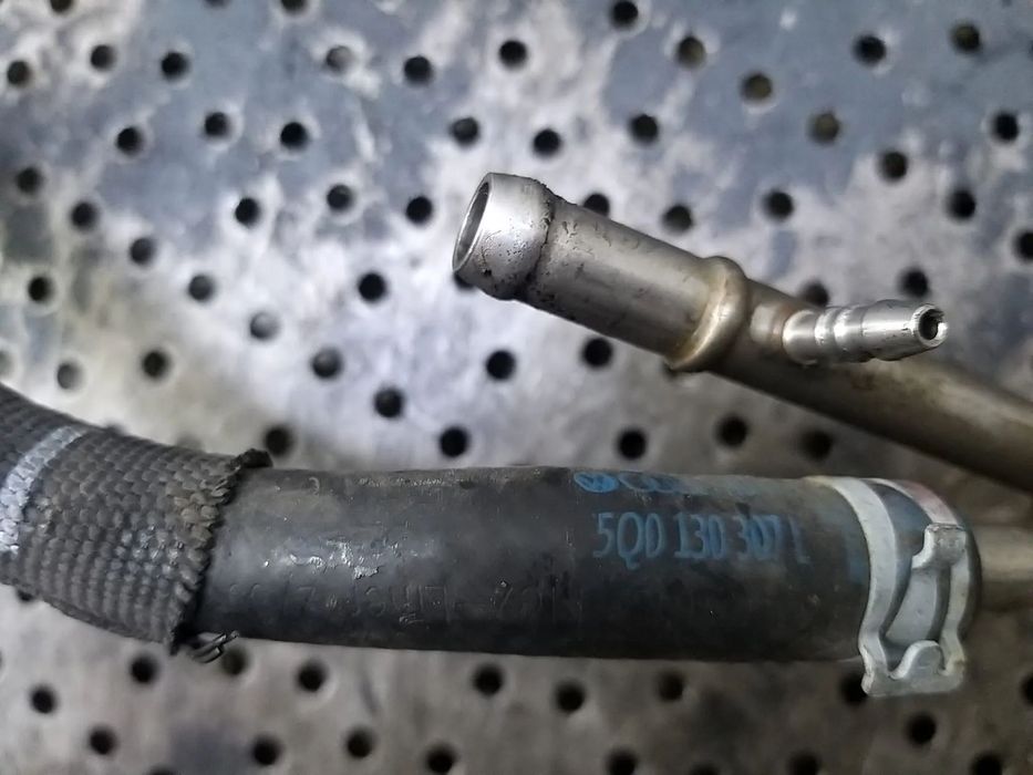 Conducta alimentare combustibil 2.0 tdi vw golf 7 5q0130307l