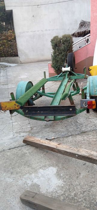 Два колисара за лодка