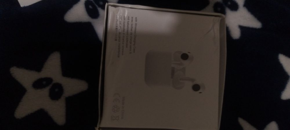 Продам Airpods 3