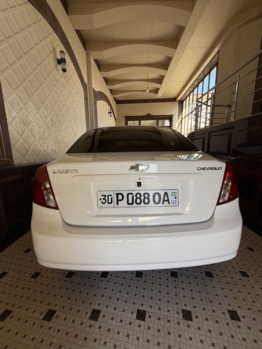 Lasetti 1.8 3 pozitsiya