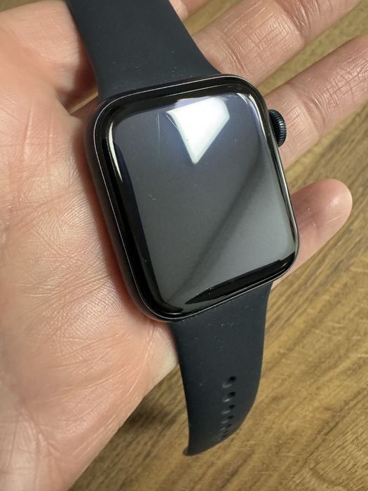 Ceas Apple SE 2025