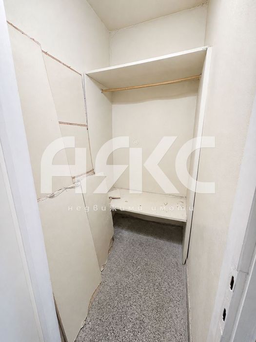 Двустаен необзаведен апартамент за продажба в кв. Дружба 1 до МЕТРОСТ