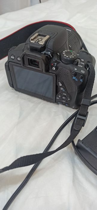 Фотоаппарат Canon 700D