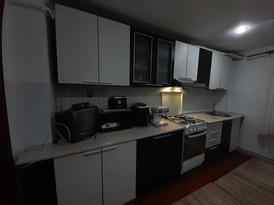 Apartament de vanzare .etajul 2,