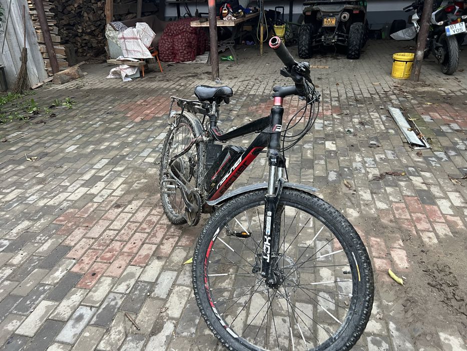 Vand bicicleta electrica