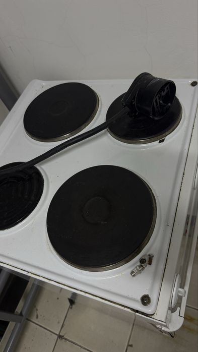 Электрическая плита