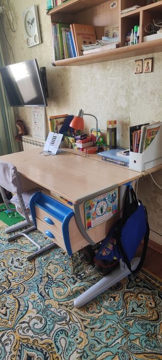 Продам парту для обучения