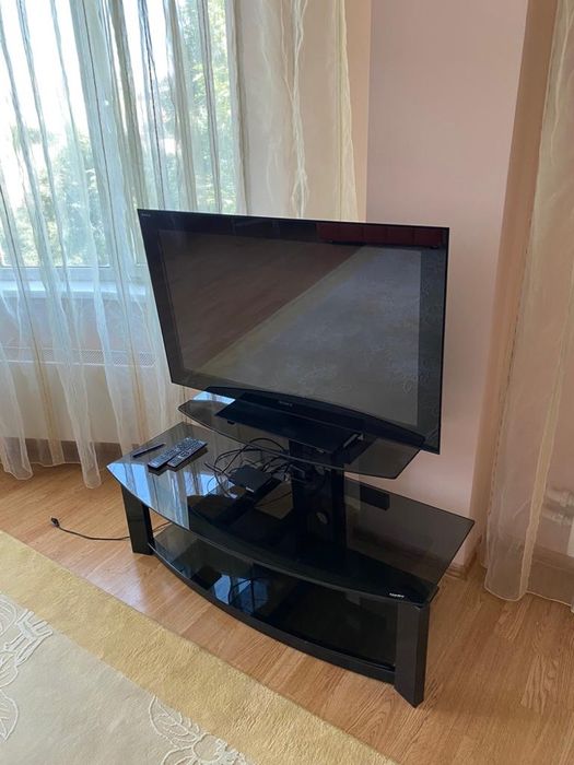 Телевизор Sony KLV-40NX500 с подставкой пол телевизор