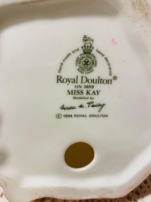 порцеланова статуетка