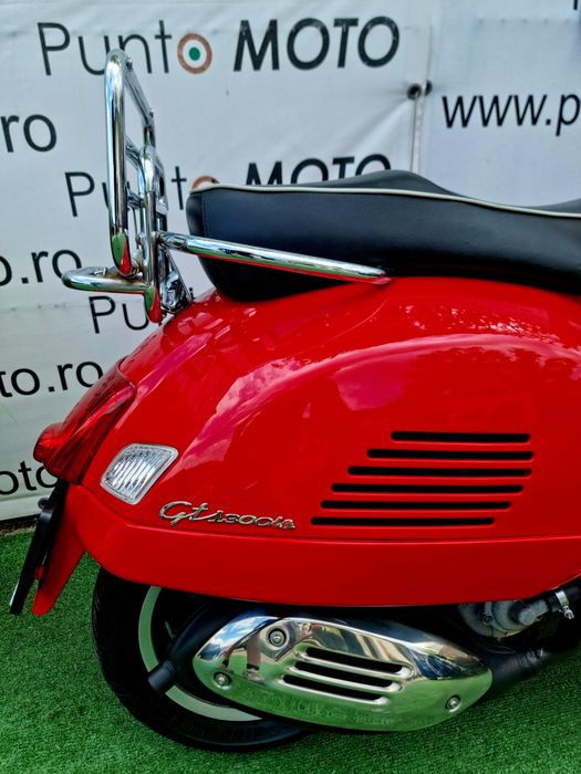 Piagio Vespa 300 Gts