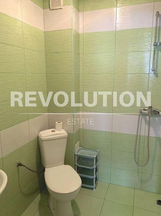 Дава се под наем Тристаен апартамент в Варна, Гръцка махала - 85 кв.м за 600 € - Снимка #6