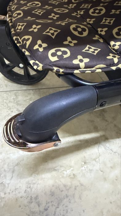 Продам коляска Амели для запчасти