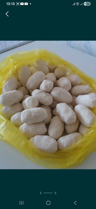 Сүт өнімдері сатылады.