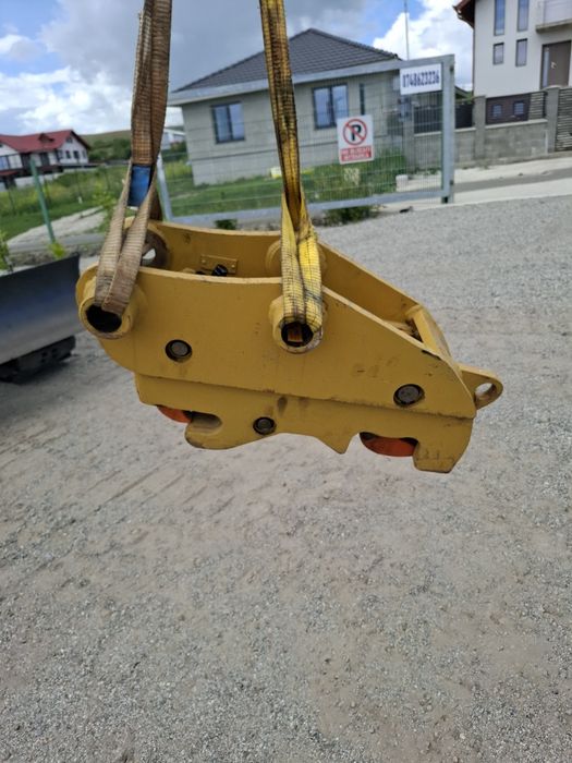 Cuplaj rapid hidraulic, bolțuri 45mm pt buldo excavator 3CX/4CX nou