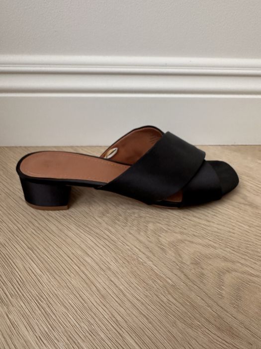 Атласные шлепанцы 39 размер