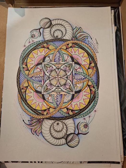 Мандали ръчно рисувани- цената е за 1бр.