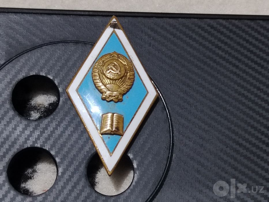 Eski SSSR davriga oid medal sotiladi. Kolleksionerlar uchun qiziqarli