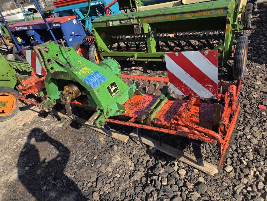 Freza Grapa Rotativa Kuhn HR 3002