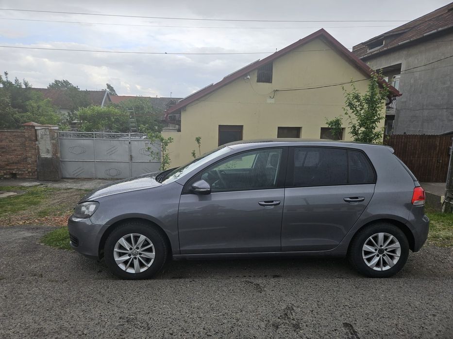 Volkswagen Golf VI 1.4MPI