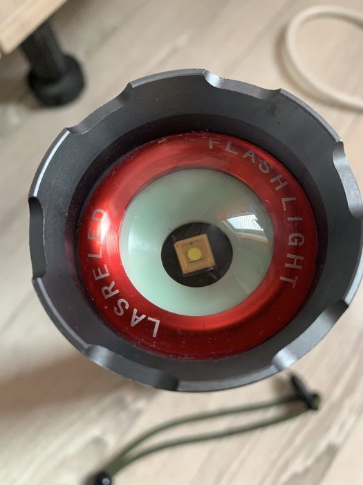 фанарик прожектор