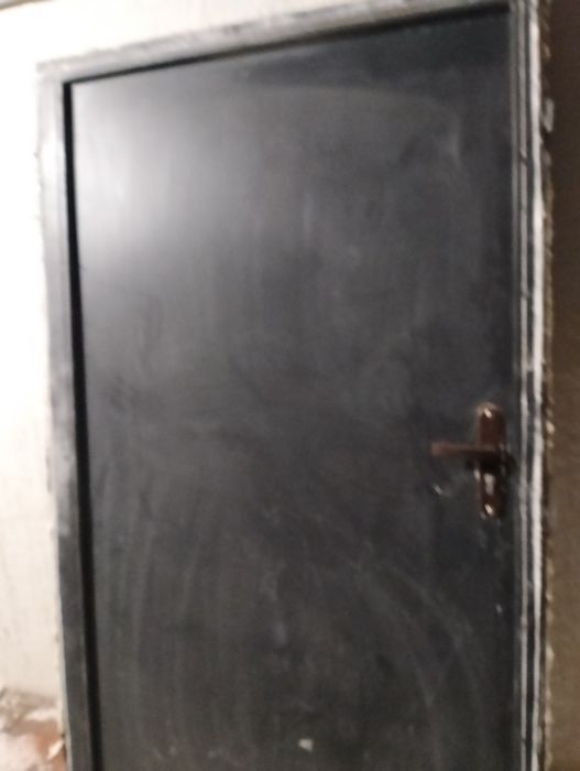 Срочно продам входной двер