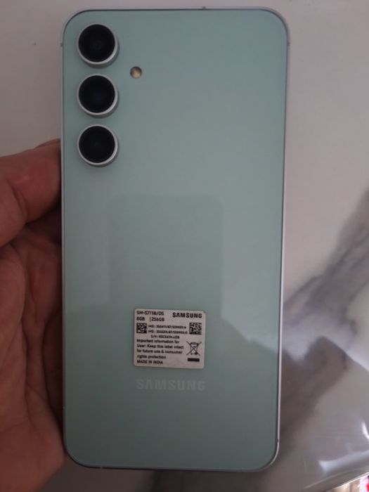 продам Samsung Galaxy S23 FE  8\256
