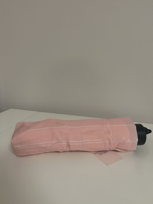 Чадър Victoria’s Secret