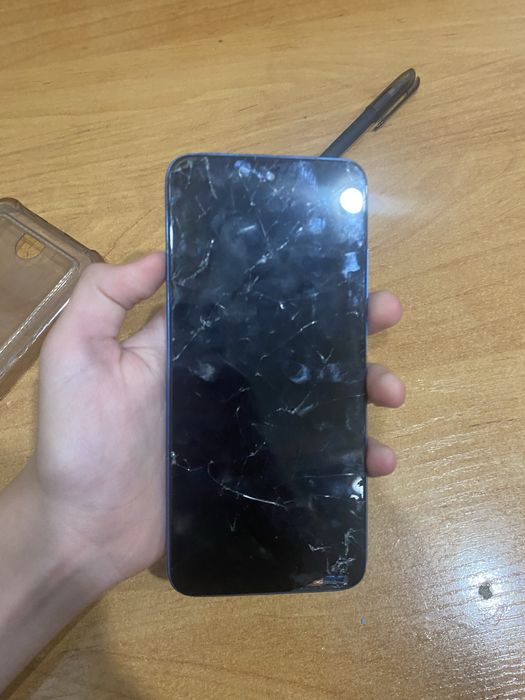 Продам редми нот 10 срочно