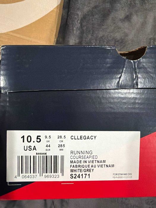Reebok кроссовки